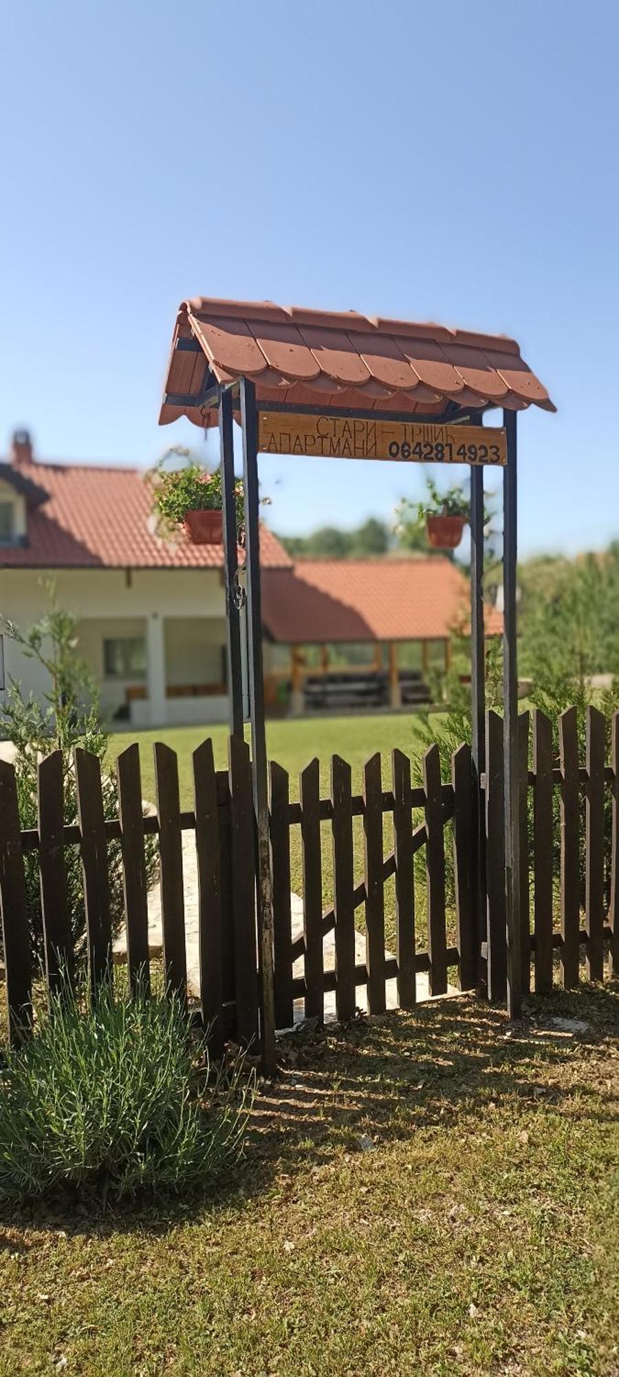 Stari Trsic Apartment Bagian luar foto